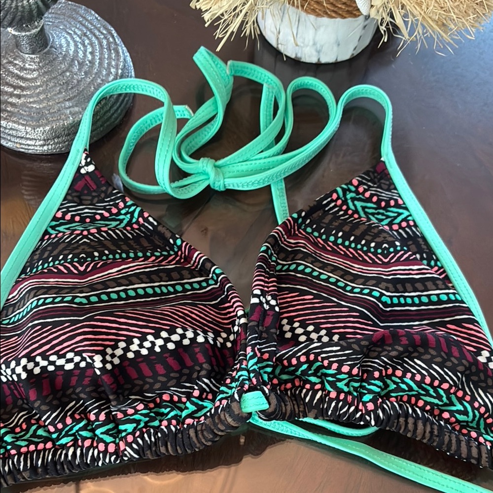 Eidon Vibrant Patterned Bikini Set - image 2
